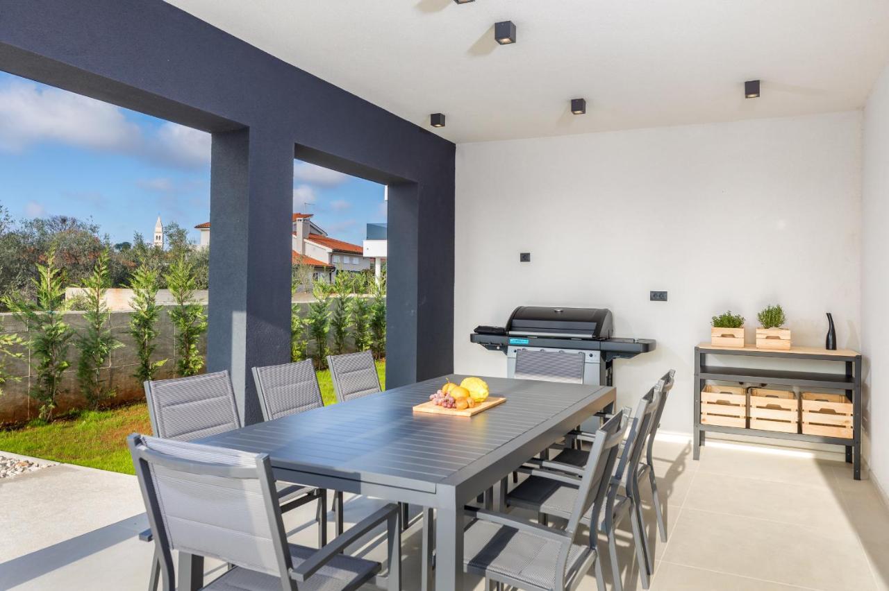 Amazing Private Villa With Outdoor Swimming Pool In Vodnjan Dış mekan fotoğraf
